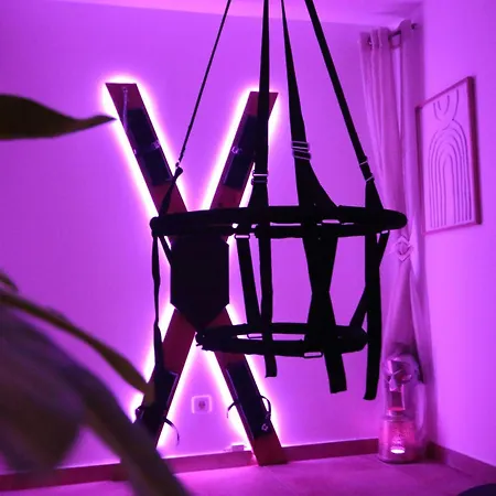 Magnifique Avec Sauna Et Jacuzzi Prives Apartmán *